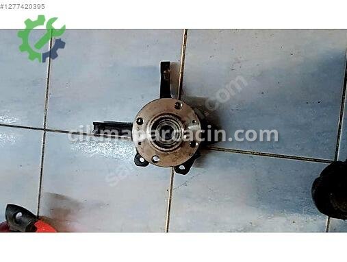 Opel Corsa Sağ Ön Taşıyıcı çıkma parça
