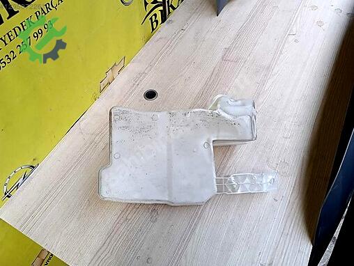 Opel Corsa Bakalit çıkma parça