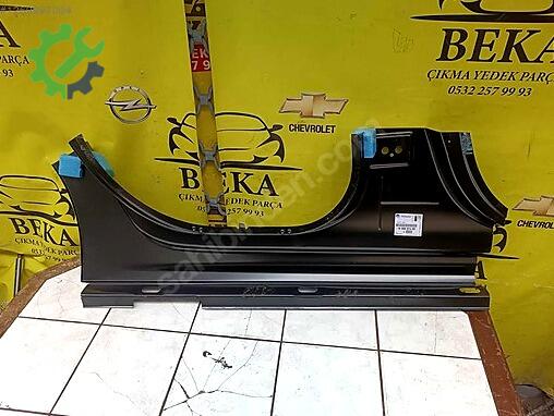 Opel Corsa Sol Marşpiyel Sacı çıkma parça