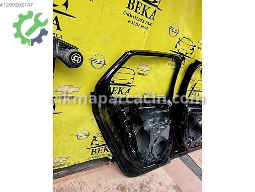 Opel Corsa Sol Ön Kapı çıkma parça