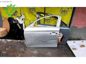 OPEL CORSA F SOL ÖN KAPI GÜMÜŞ GRİ ÇIKMA ORJİNAL YEDEK PARÇA
