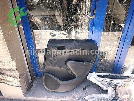 Opel Crossland X Sağ Arka Kapı çıkma parça