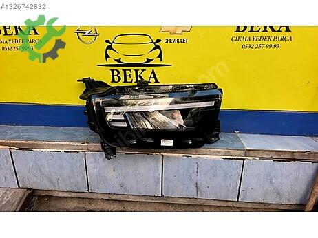 Opel Frontera Sağ Ön Far çıkma parça