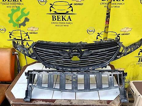 Opel Grandland X Bakalit çıkma parça
