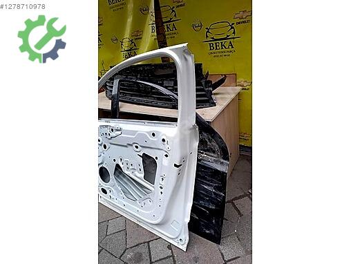 Opel Grandland X Sağ Ön Kapı çıkma parça