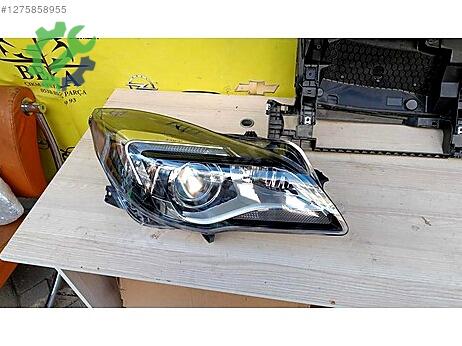Opel Insignia Sağ Ön Far çıkma parça