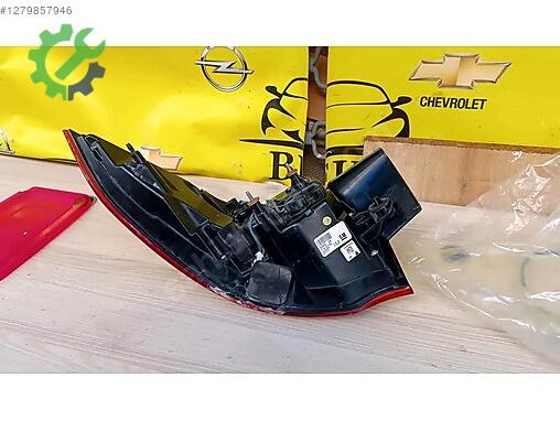 Opel Insignia Sağ Arka Stop çıkma parça