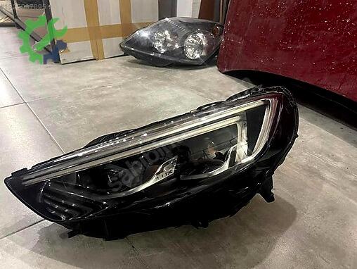Opel Insignia Sol Ön Far çıkma parça