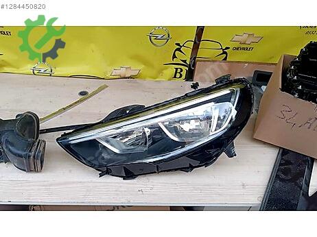 Opel Insignia Sol Ön Far çıkma parça