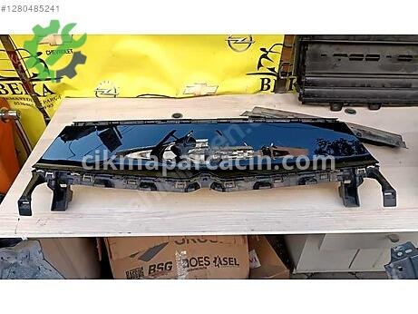 Opel Mokka Ön Panjur çıkma parça
