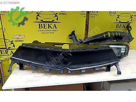 Opel Mokka Ön Panjur çıkma parça