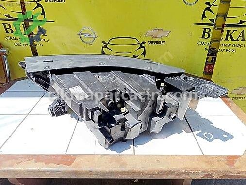 Opel Mokka Sağ Ön Far çıkma parça