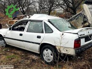 OPEL VECTRA A KASA HATASIZ SOL ÖN KAPI