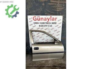 Opel Vectra Çıkma Kapı (3. Adet)