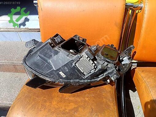 Opel Zafira Sağ Ön Far çıkma parça