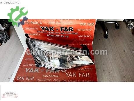 Opel Astra Sağ Ön Far çıkma parça
