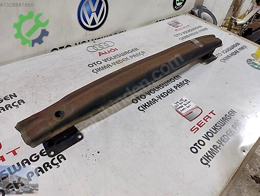 Volkswagen Passat Arka Tampon Demiri 3C5807305 çıkma parça