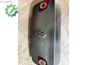 PASSAT B6 BAGAJ KAPAGI DOLU