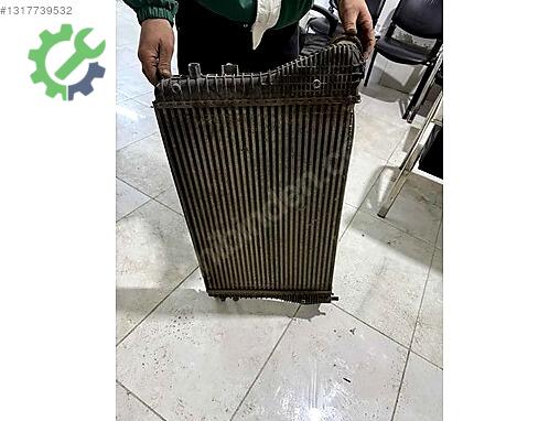 Volkswagen Passat Intercooler Radyatörü çıkma parça
