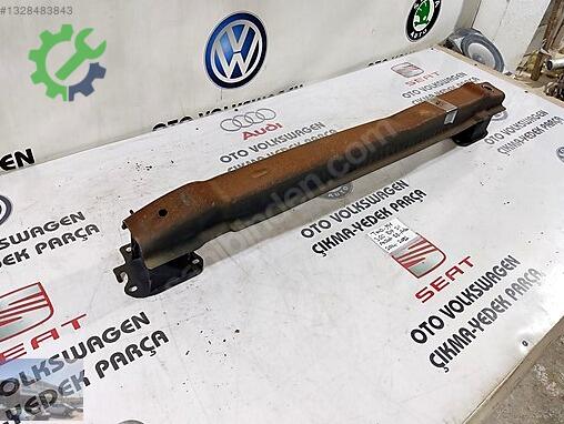 Volkswagen Passat Arka Tampon Demiri 3G0807311 çıkma parça