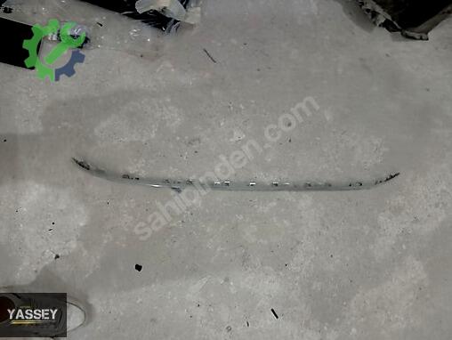 Volkswagen Passat Tampon Izgara Çıtası çıkma parça