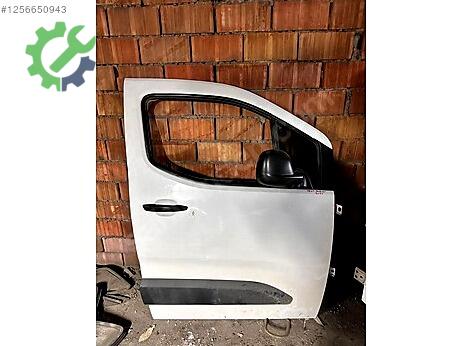 Peugeot Partner Sağ Kapı çıkma parça
