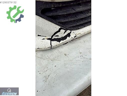 Peugeot 301 Ön Tampon çıkma parça