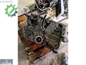 PEUGEOT 206 1.6 2001 BOŞ BLOK ÖZEREN YEDEK PARÇA