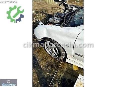 Peugeot 206 Sol Ön Çamurluk çıkma parça