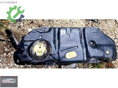 Peugeot 206 Yakıt Deposu çıkma parça