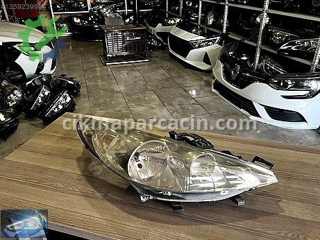 Peugeot 207 Sağ Ön Far çıkma parça