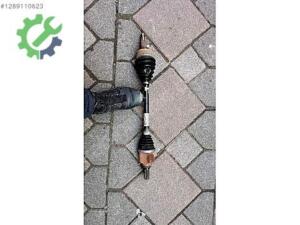 PEUGEOT 3008 SOL AKS ÇIKMA ORJİNAL YEDEK PARÇA
