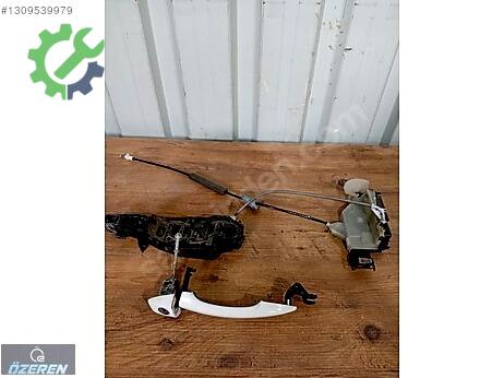 Peugeot 301 Sol Ön Kapı çıkma parça