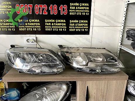 Peugeot 301 Sağ Ön Far çıkma parça