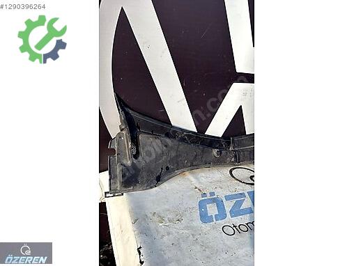 Peugeot 301 Ön Panjur çıkma parça