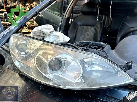 Peugeot 407 Sağ Ön Far çıkma parça