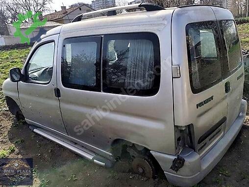 Peugeot Partner Marşpiyel Sacı TAVAN-KAPI-BAGAJ çıkma parça