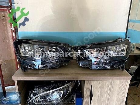 Peugeot Rifter Sağ Ön Far çıkma parça