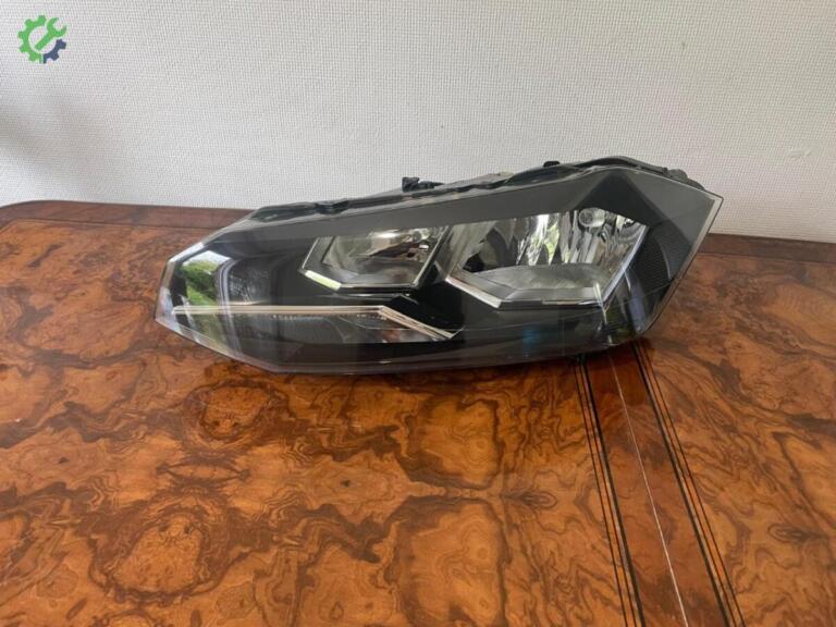 Volkswagen Polo Far çıkma parça
