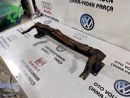 Volkswagen Polo Ön Tampon Demiri 6C0807109D çıkma parça