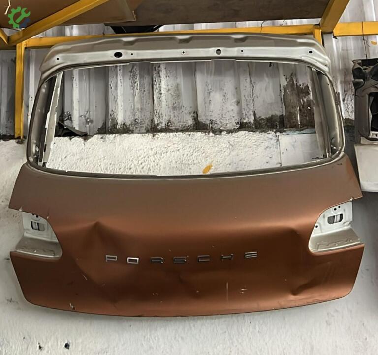 Porsche Macan Bagaj Kapağı çıkma parça