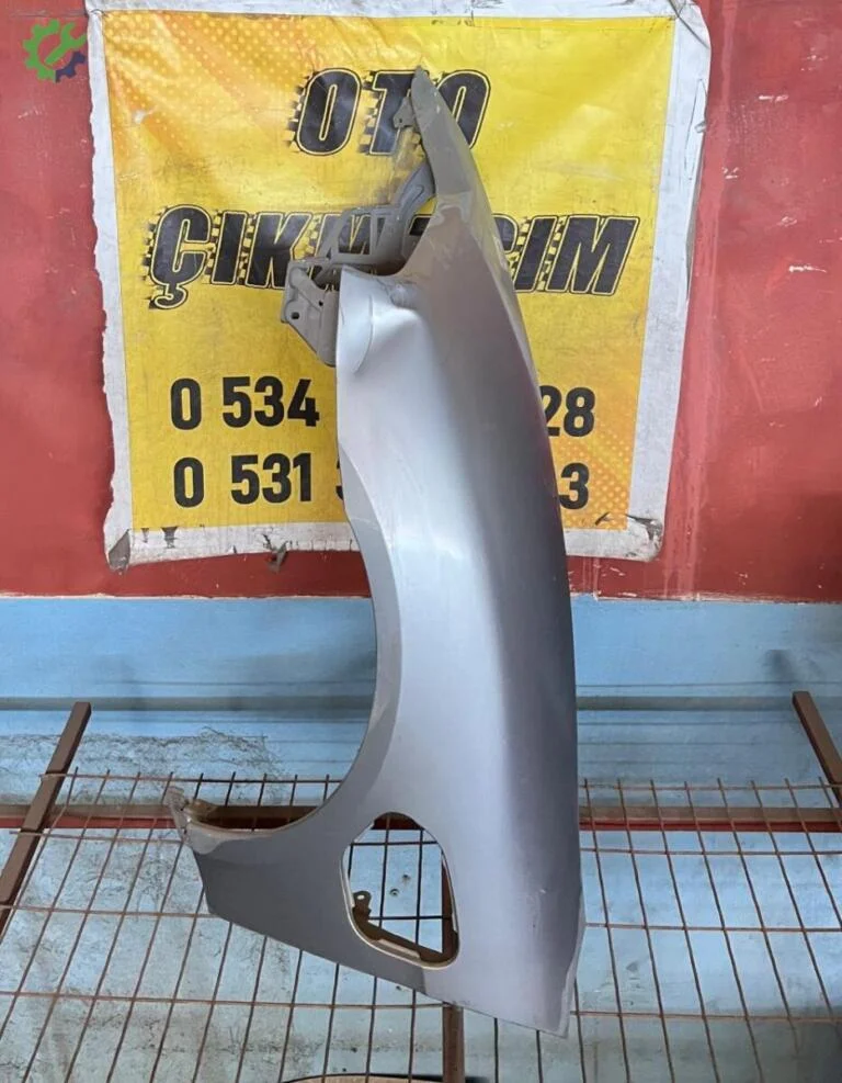 Porsche Taycan Sol Ön Çamurluk çıkma parça