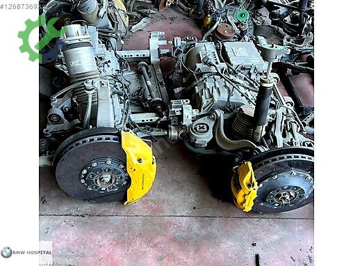 Porsche Taycan Arka Travers çıkma parça