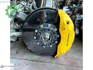PORSCHE TAYCAN 4s SERAMİK FREN KALİPER SETİ 20b KM