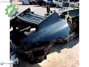 PORSCHE TAYCAN SAĞ ARKA ÇAMURLUK ORJİNAL HATASIZ BOYASIZ