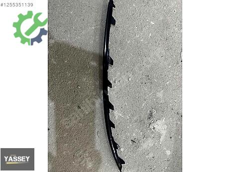Volkswagen Passat Tampon Izgarası çıkma parça
