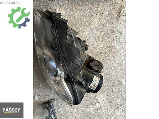 Volkswagen Passat Far çıkma parça