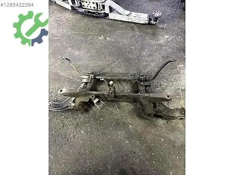 Peugeot 406 Travers çıkma parça