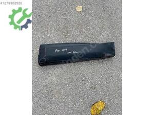 Peugeot 2008 sol arka kapı çıtası