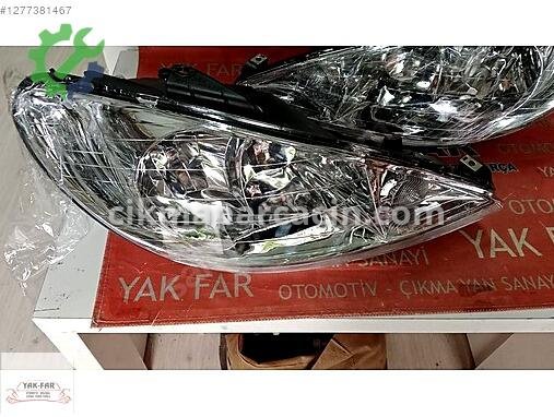 Peugeot 206 Sağ Ön Far çıkma parça